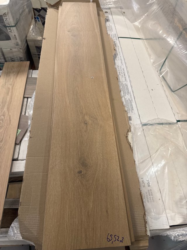 Parquet porcelánico 23×120