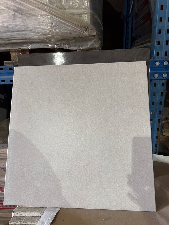 Azulejo 60x60 Porcelanico todo 7050m2