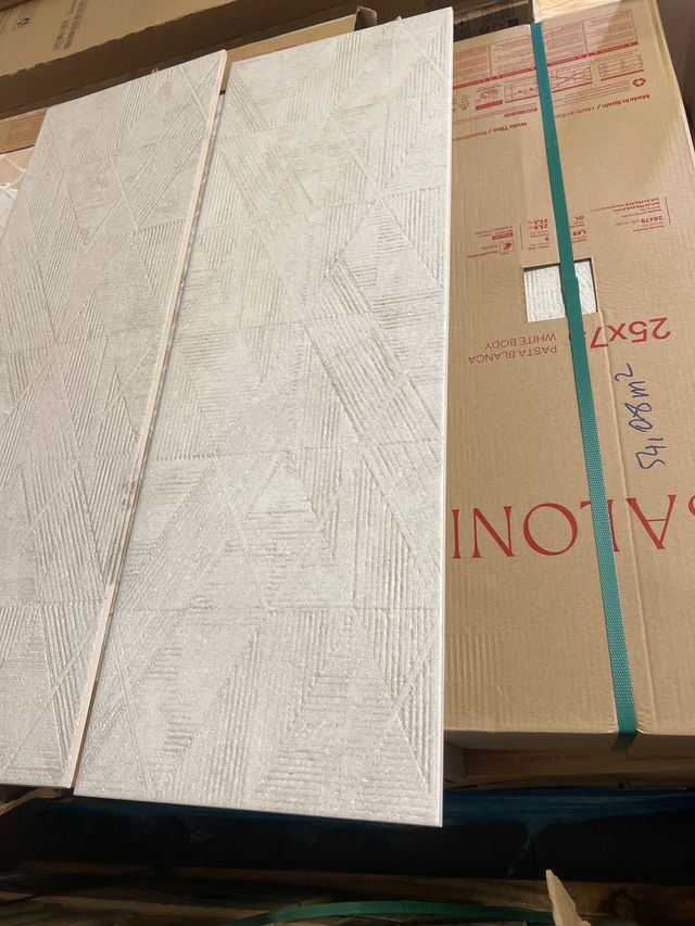Azulejo 25x75 Pasta Blanca Saloni (OUTLET)